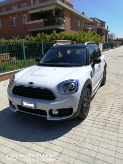 La mini MINI COUNTRYMAN F60