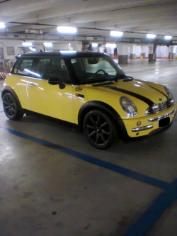 Mini BMW.jpg