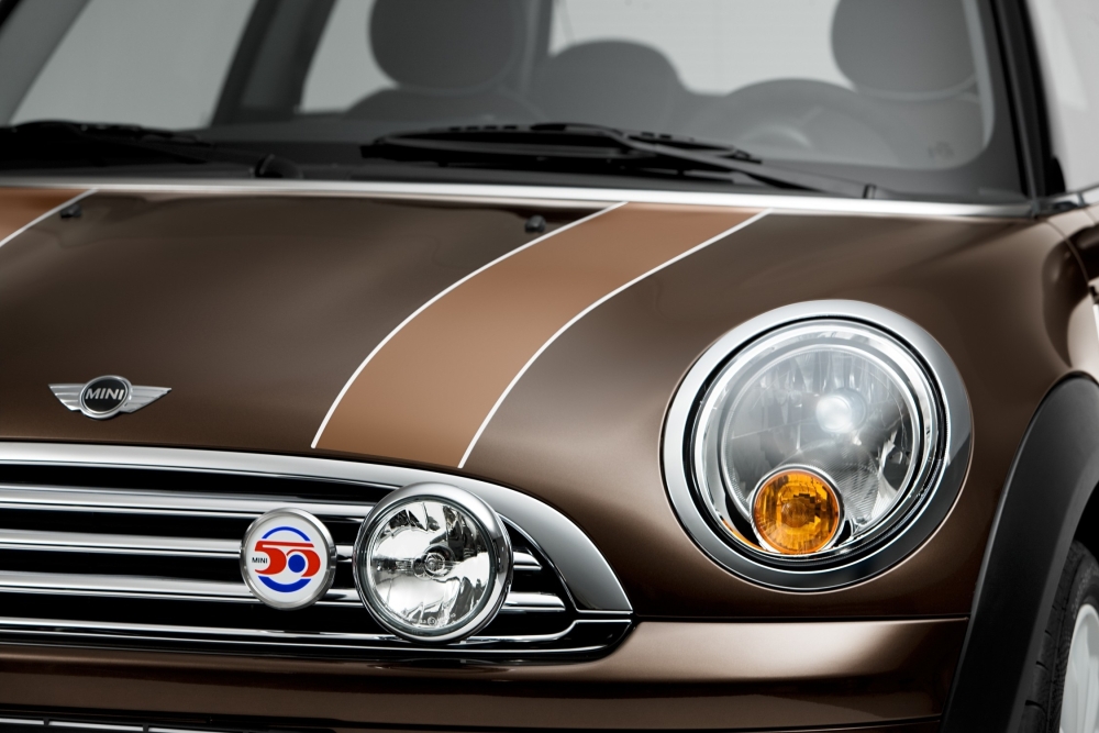 P90045759_lowRes_mini-cooper-50-mayfa.jpg